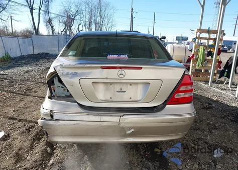2002 Mercedes-Benz C 240 from USA, damaged, VIN WDBRF61J42E005710